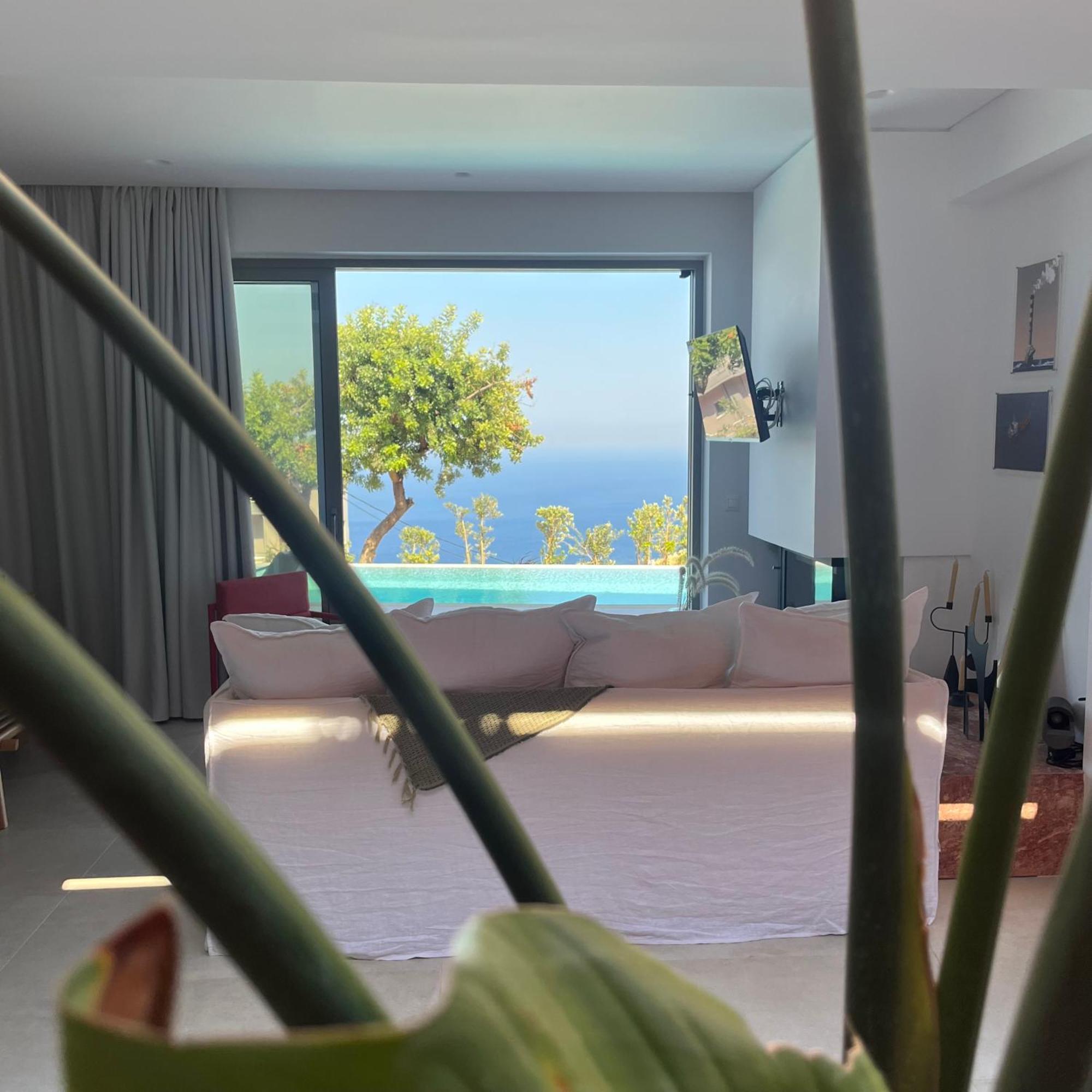 Plethora Luxury Suites Rodhia  Ngoại thất bức ảnh