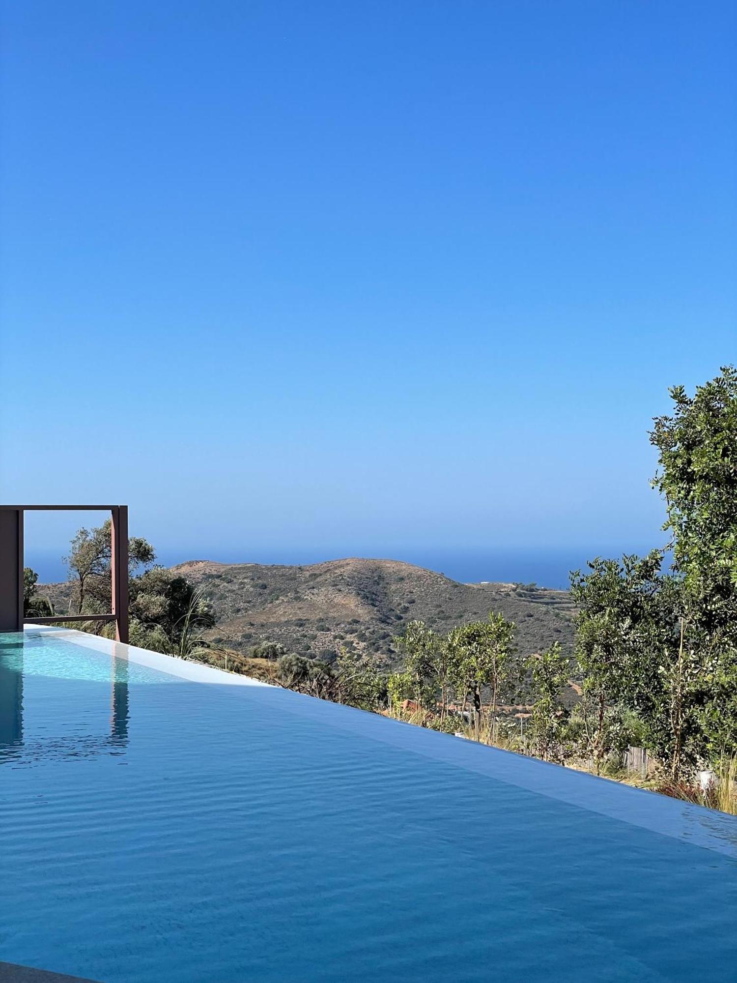 Plethora Luxury Suites Rodhia  Ngoại thất bức ảnh